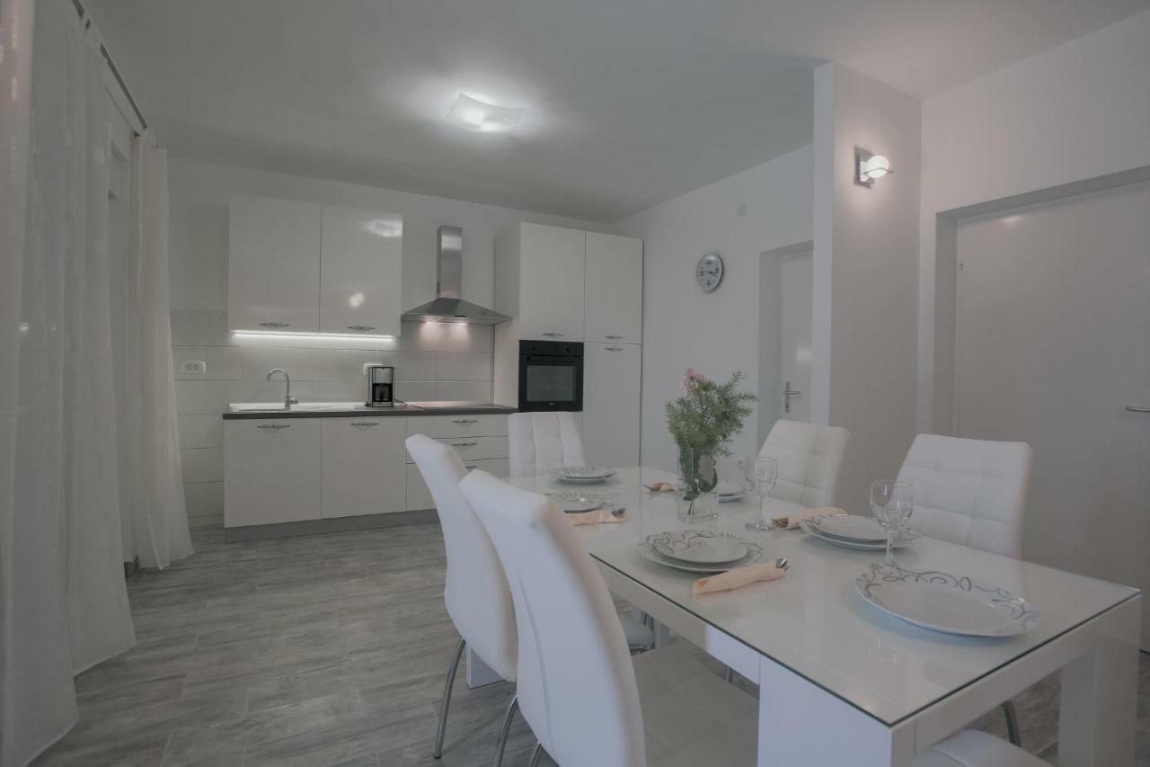 Apartman Slavko Сегет-Враниця Екстер'єр фото